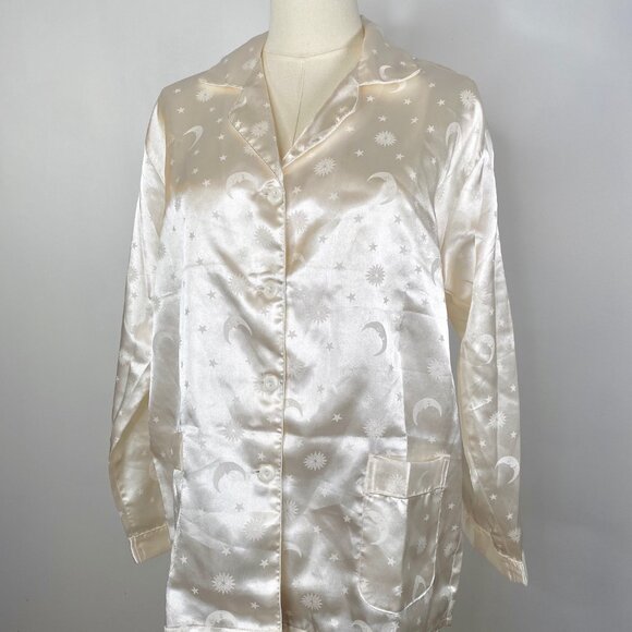 Whimsigoth white satin pajama set - Picture 4 of 7